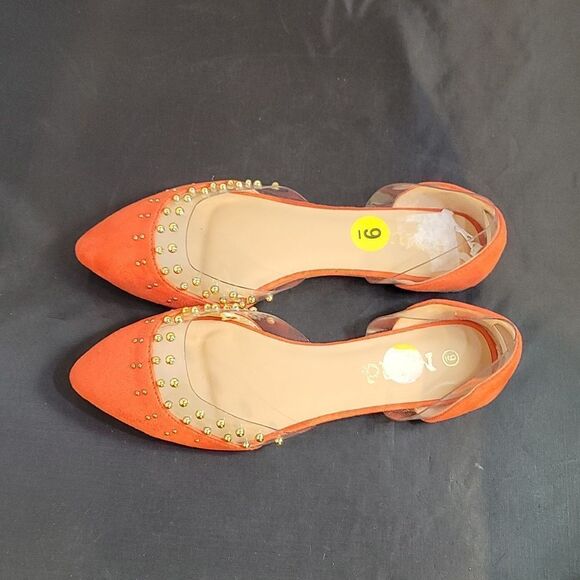 MUDD WOMEN'S SLIP-ON GOLD METALLIC BALL DESIGN EMBROIDERED SUEDE CLOSED TOE FLAT - Picture 6 of 15